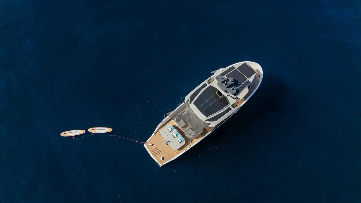 Arcadia Sherpa 60, main deck — Yacht Hire Marbella, Marbella. Arcadia Sherpa 60 — 18.7m