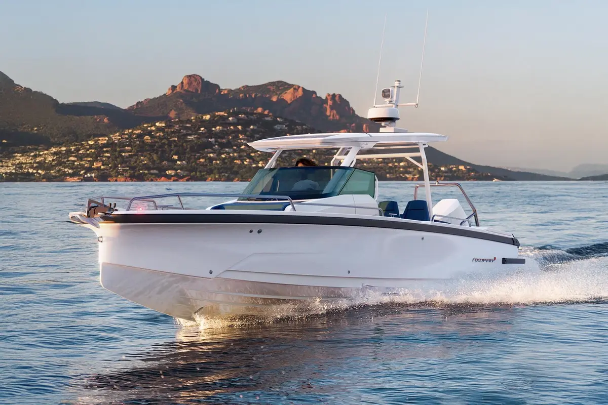 Axopar 28, exterior — Yacht Hire Marbella, Marbella. Axopar 28 — 30m
