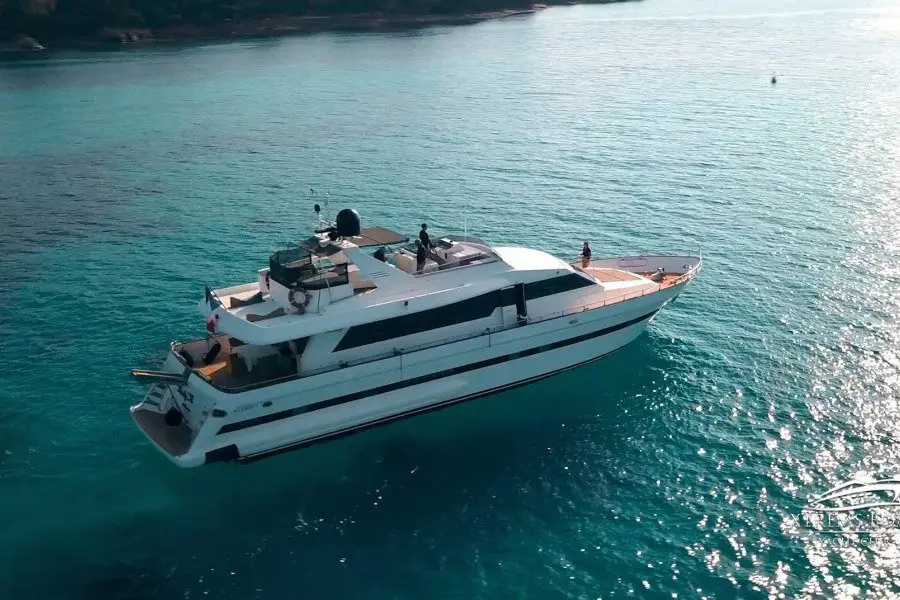Falcon 80S, aft deck — Yacht Hire Marbella, Marbella. Falcon 80S — 24m