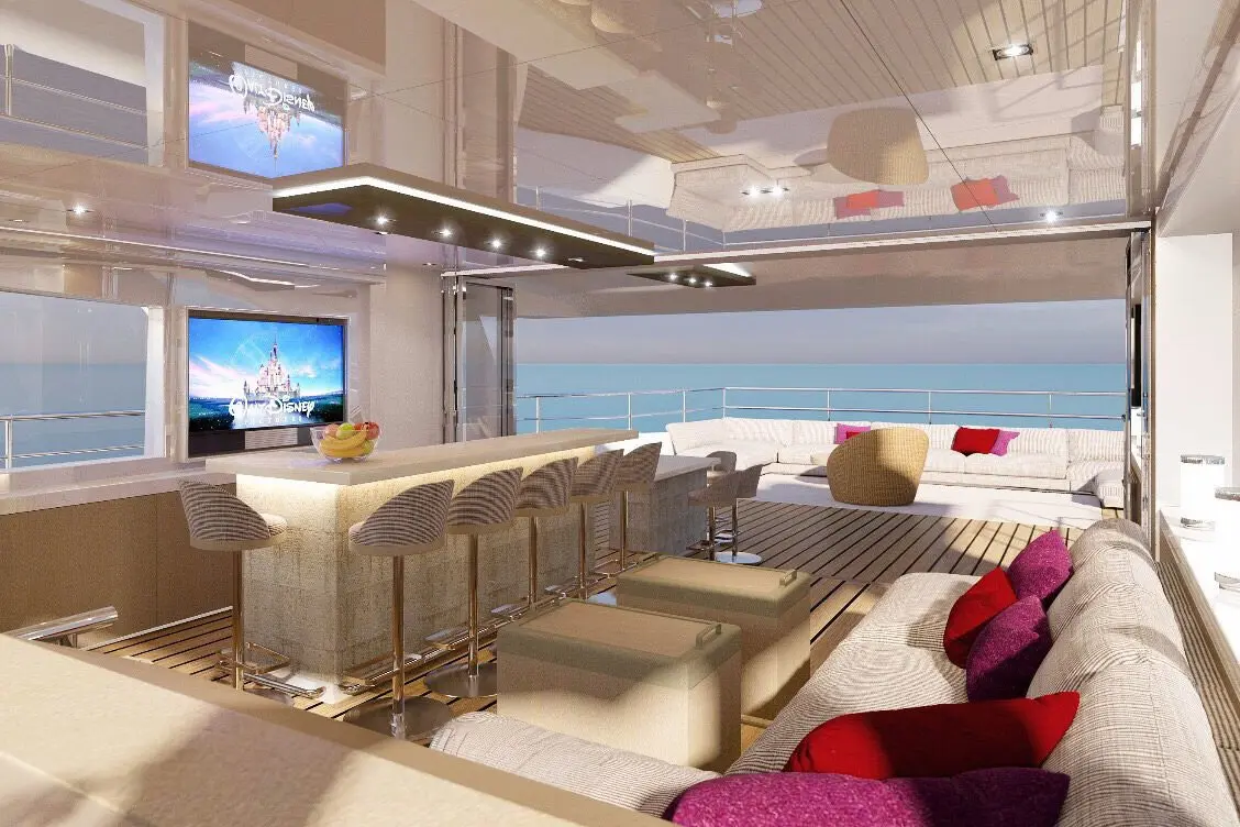 Majesty 100, master cabin — Yacht Hire Marbella, Marbella. Majesty 100 — 32m