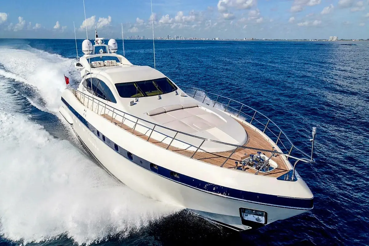 Mangusta 92, main deck — Yacht Hire Marbella, Marbella. Mangusta 92 — 28m