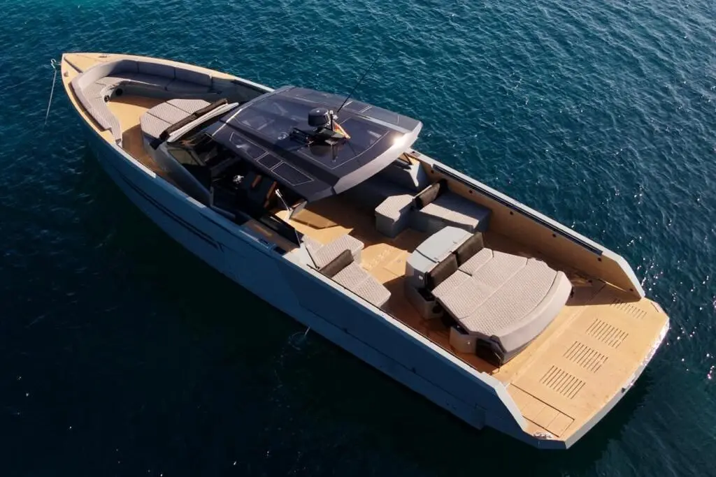 Okean 55, exterior — Yacht Hire Marbella, Marbella. Okean 55 — 16m