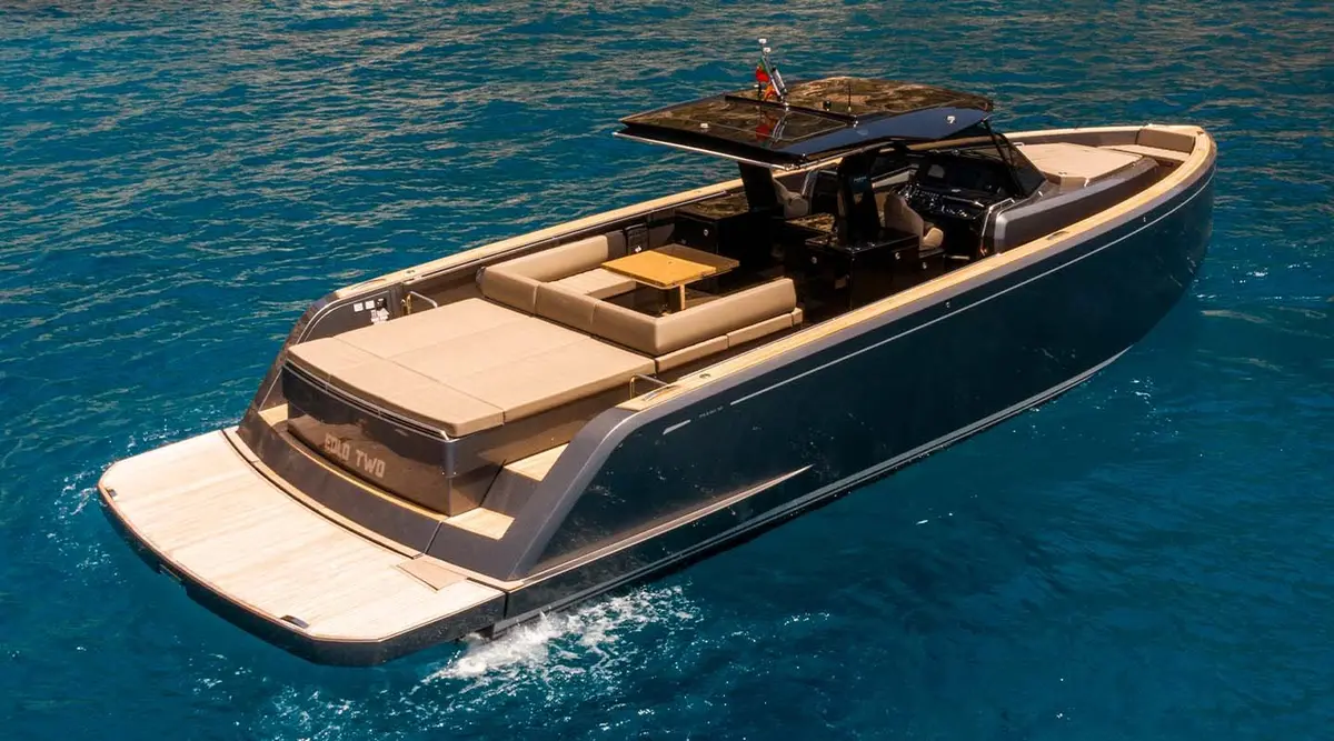 Pardo 50, aft deck — Yacht Hire Marbella, Marbella. Pardo 50 — 16m