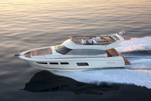 Prestige 550 FLY — Yacht Hire Marbella, Marbella