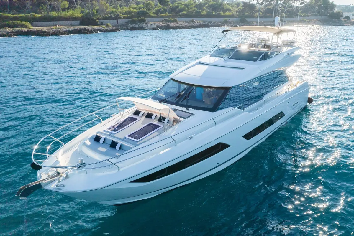 Prestige 680s, exterior — Yacht Hire Marbella, Marbella. Prestige 680s — 21.4m