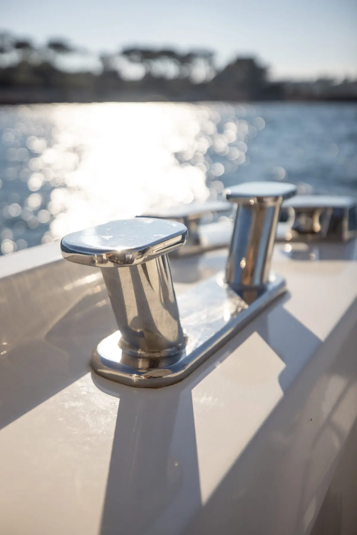 Prestige 680s, salon — Yacht Hire Marbella, Marbella. Prestige 680s — 21.4m