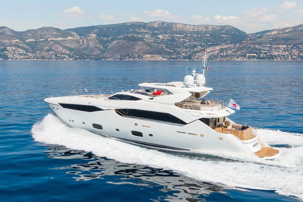 Princess 50, flybridge — Yacht Hire Marbella, Marbella. Princess 50 — 15.5m