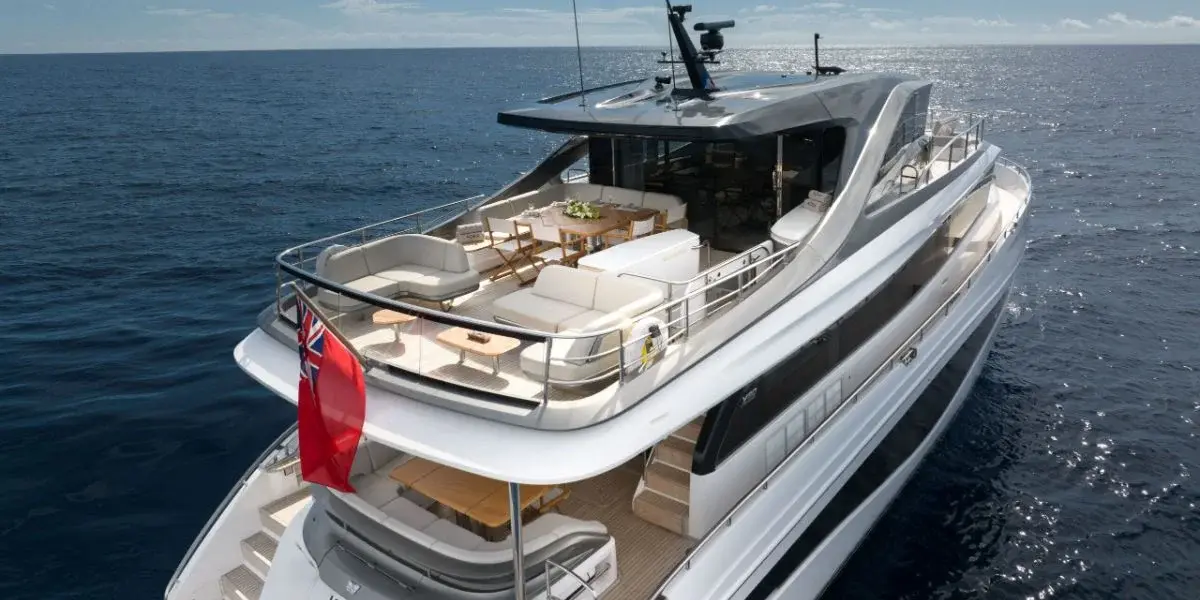 Princess Y80, main deck — Yacht Hire Marbella, Marbella. Princess Y80 — 25m