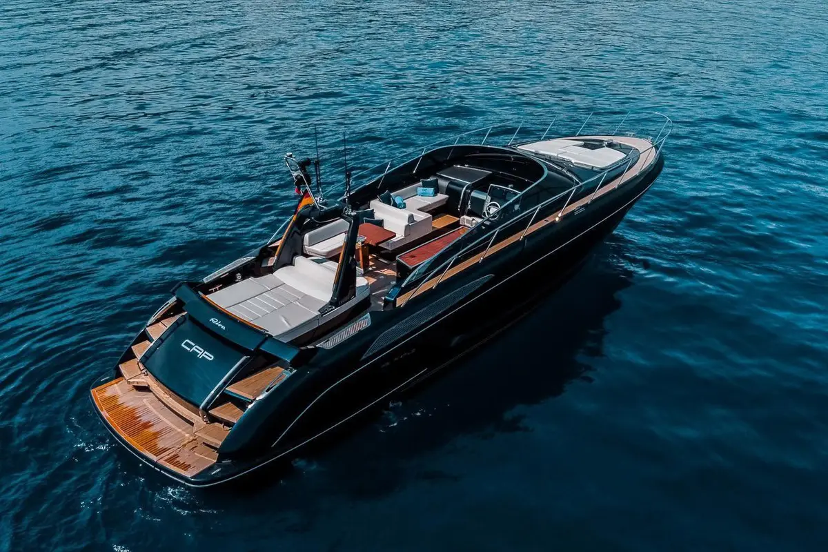 Riva 56 Rivale, exterior — Yacht Hire Marbella, Marbella. Riva 56 Rivale — 17m