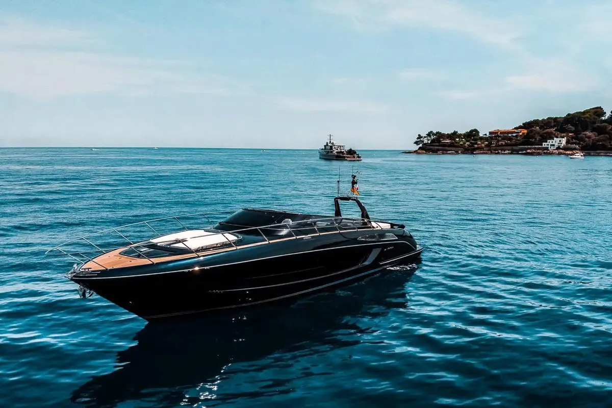 Riva 56 Rivale, salon — Yacht Hire Marbella, Marbella. Riva 56 Rivale — 17m