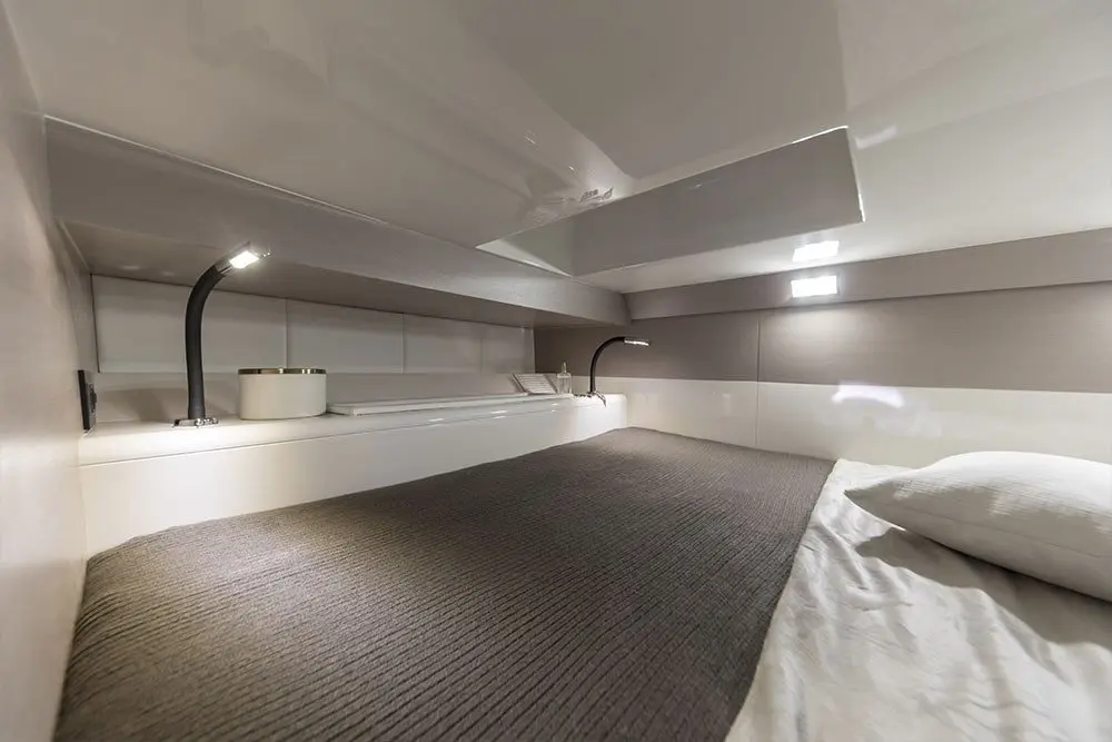 Sacs 47, flybridge — Yacht Hire Marbella, Marbella. Sacs 47 — 14m