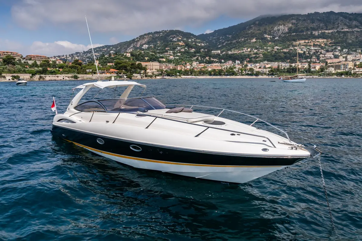 Superhawk 34, master cabin — Yacht Hire Marbella, Marbella. A quick sprint out to Estepona's calmer water
