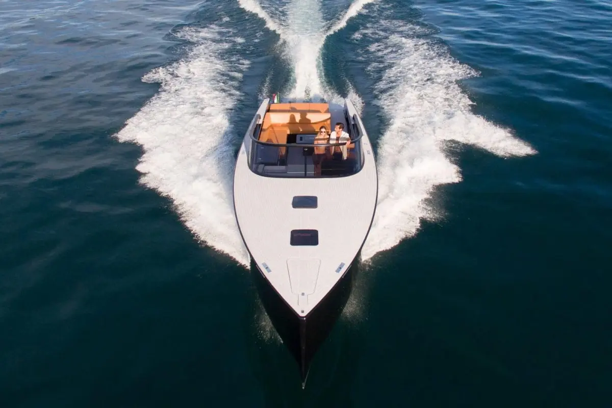 VanDutch 40, aft deck — Yacht Hire Marbella, Marbella. VanDutch 40 — 12m
