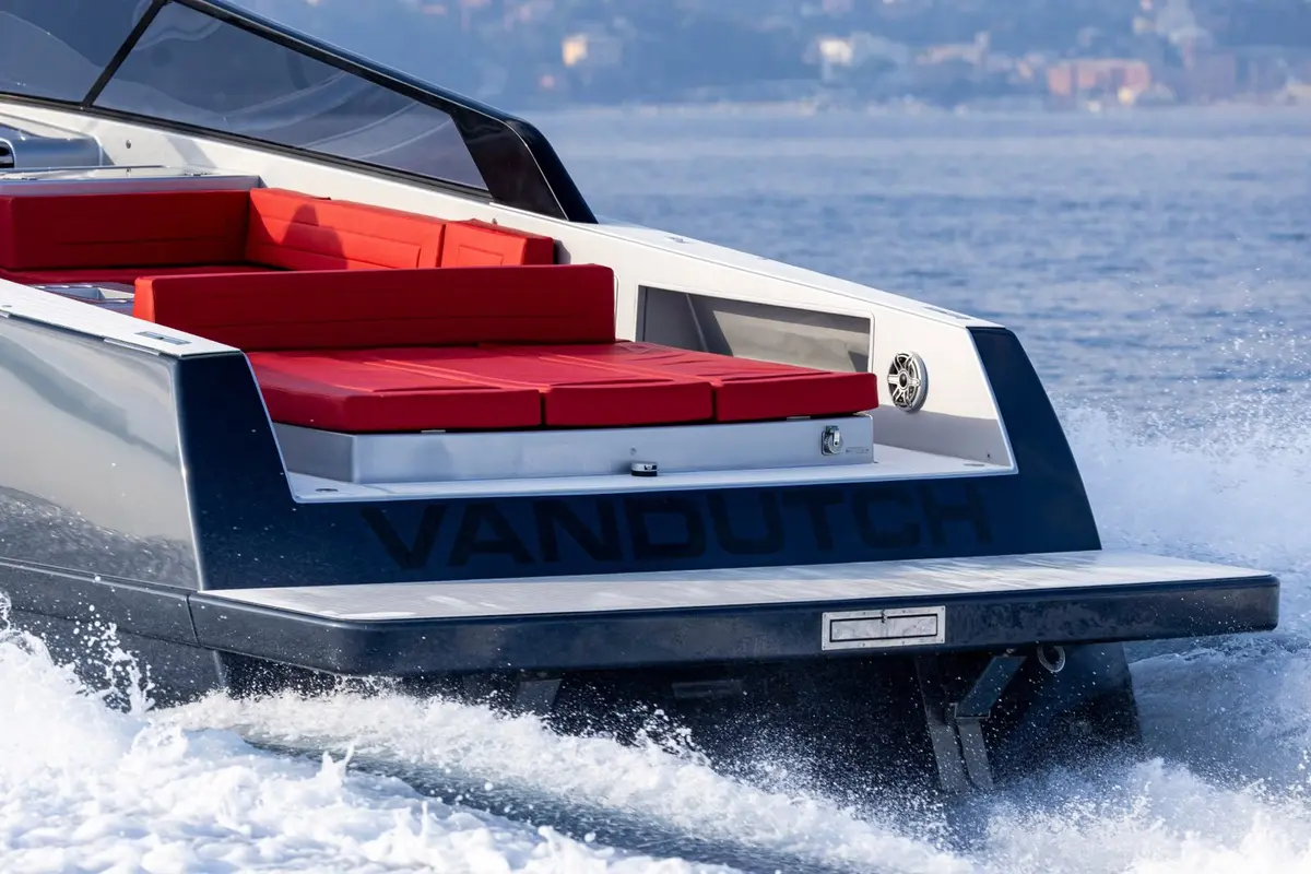 Vandutch 48, flybridge — Yacht Hire Marbella, Marbella. Vandutch 48 — 15m