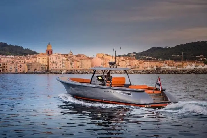 Wajer 38S, main deck — Yacht Hire Marbella, Marbella. Wajer 38S — 11m
