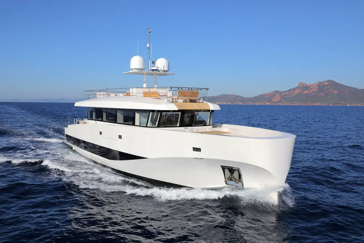 WallyAce 26, exterior — Yacht Hire Marbella, Marbella. WallyAce 26 — 26m